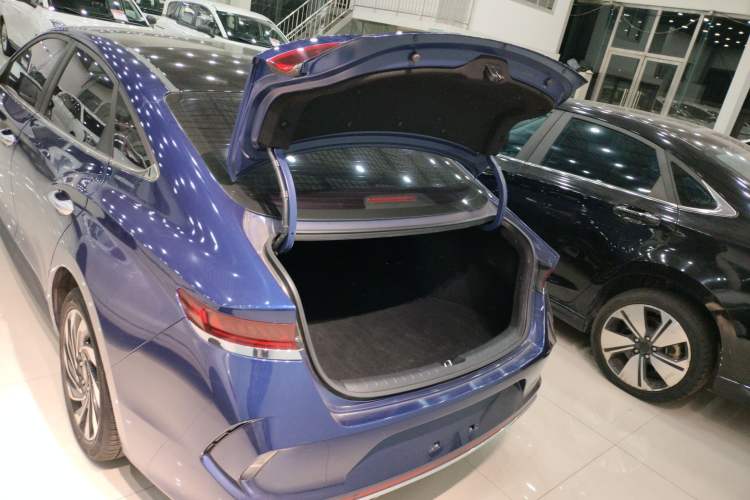 Used Hyundai Lafesta Electric 2020 GLX ZhiJie Edition Trunk