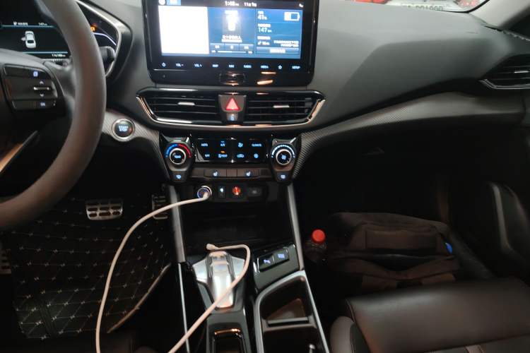 Used Hyundai Lafesta Electric 2020 GLX ZhiJie Edition Audio And AC Panel