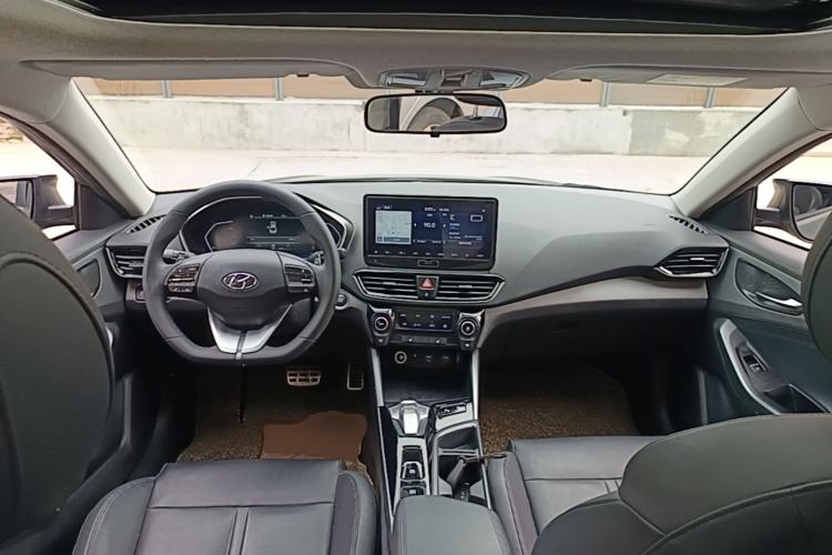 Used Hyundai Lafesta Electric 2020 GLX ZhiJie Edition Center Console