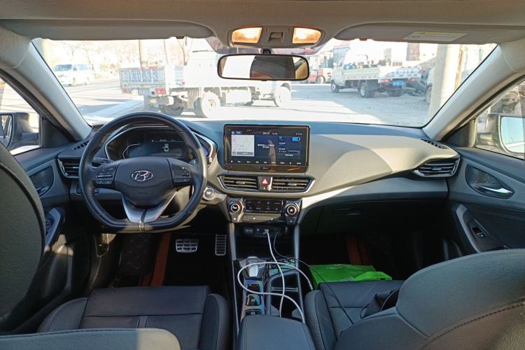 Used Hyundai Lafesta Electric 2020 GLX ZhiJie Edition Center Console