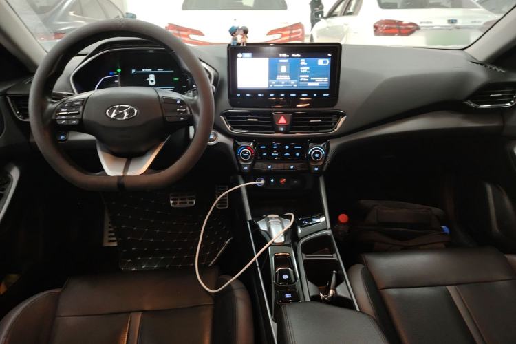 Used Hyundai Lafesta Electric 2020 GLX ZhiJie Edition Center Console
