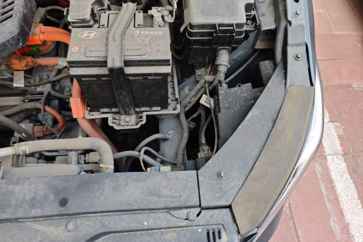 Used Hyundai Lafesta Electric 2020 GLX ZhiJie Edition Engine Bay Left