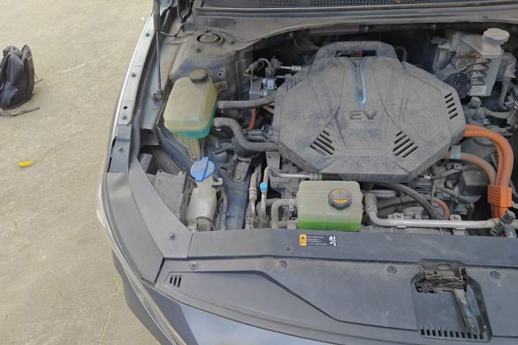 Used Hyundai Lafesta Electric 2020 GLX ZhiJie Edition Engine Bay Right