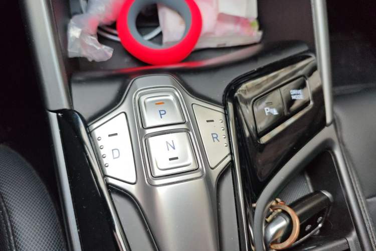Used Hyundai Lafesta Electric 2020 GLX ZhiJie Edition Gear Lever