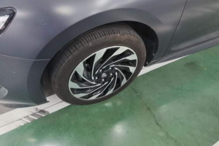Used Hyundai Lafesta Electric 2020 GLX ZhiJie Edition Left Front Wheel Hub