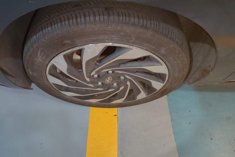 Used Hyundai Lafesta Electric 2020 GLX ZhiJie Edition Left Front Wheel Hub