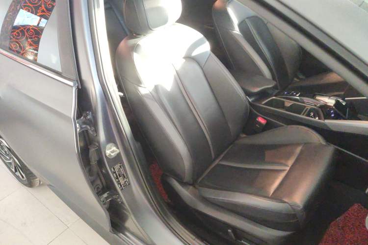 Used Hyundai Lafesta Electric 2020 DLX Enjoyment Edition Right Front Seat