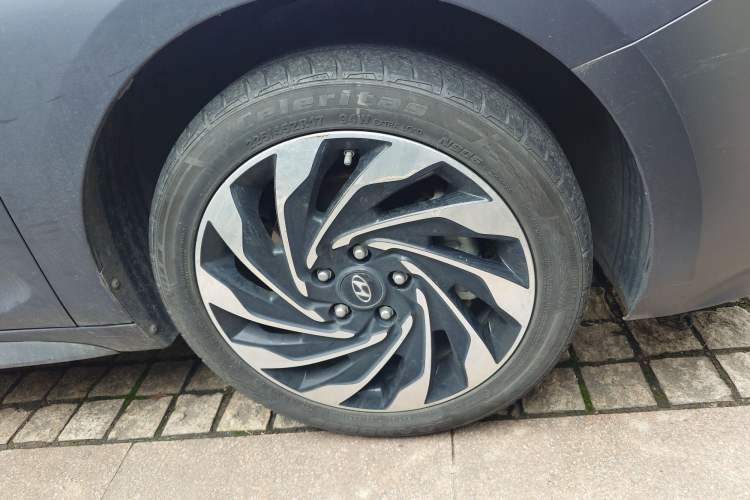 Used Hyundai Lafesta Electric 2020 GLX ZhiJie Edition Right Front Wheel Hub
