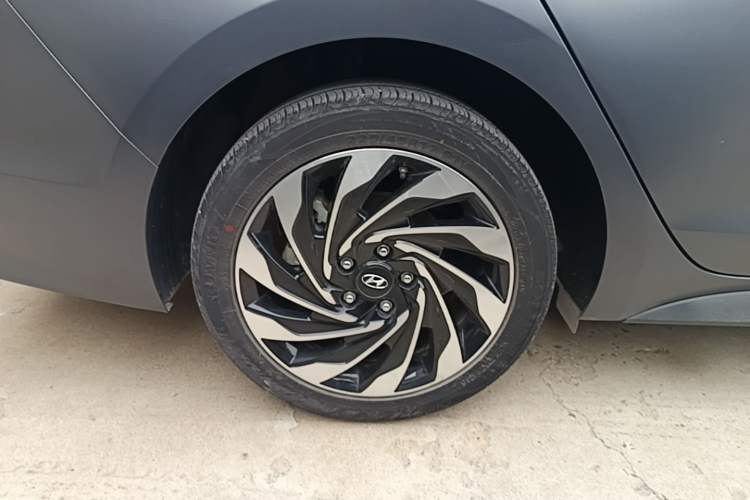 Used Hyundai Lafesta Electric 2020 GLX ZhiJie Edition Right Rear Wheel Hub