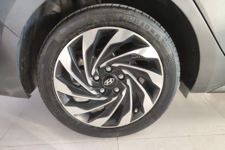 Used Hyundai Lafesta Electric 2020 DLX Enjoyment Edition Right Rear Wheel Hub