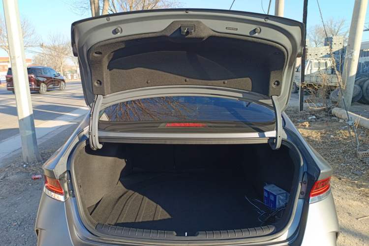 Used Hyundai Lafesta Electric 2020 GLX ZhiJie Edition Trunk