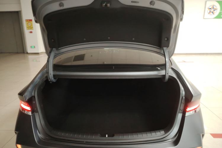 Used Hyundai Lafesta Electric 2020 GLX ZhiJie Edition Trunk