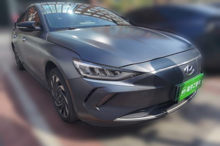 Used Hyundai Lafesta Electric 2020 GLX ZhiJie Edition Front Right 45 Deg