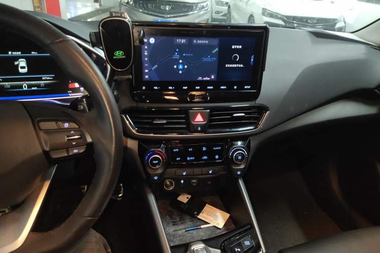 Used Hyundai Lafesta Electric 2020 GLX ZhiJie Edition Audio And AC Panel