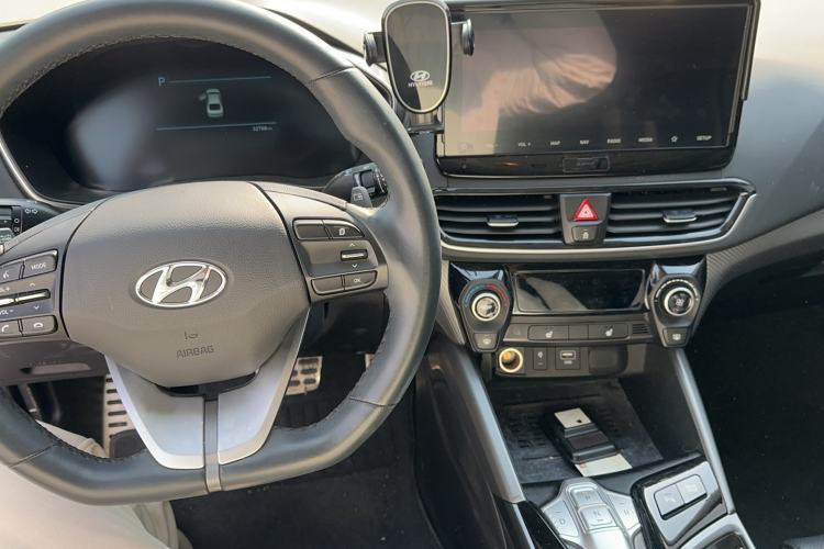 Used Hyundai Lafesta Electric 2020 GLX ZhiJie Edition Center Console