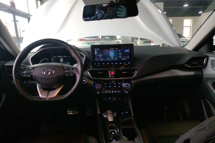 Used Hyundai Lafesta Electric 2020 DLX Enjoyment Edition Center Console