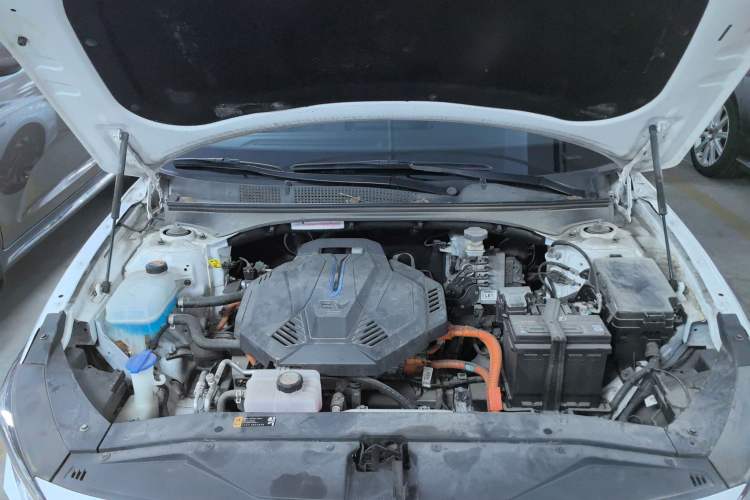 Used Hyundai Lafesta Electric 2020 GLX ZhiJie Edition Engine Bay