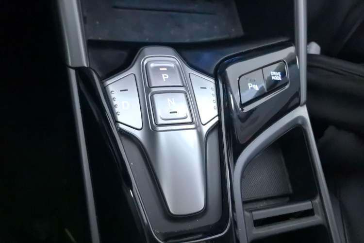 Used Hyundai Lafesta Electric 2020 GLX ZhiJie Edition Gear Lever