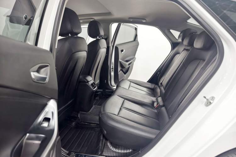 Used Hyundai Lafesta Electric 2020 GLX ZhiJie Edition Interior 7