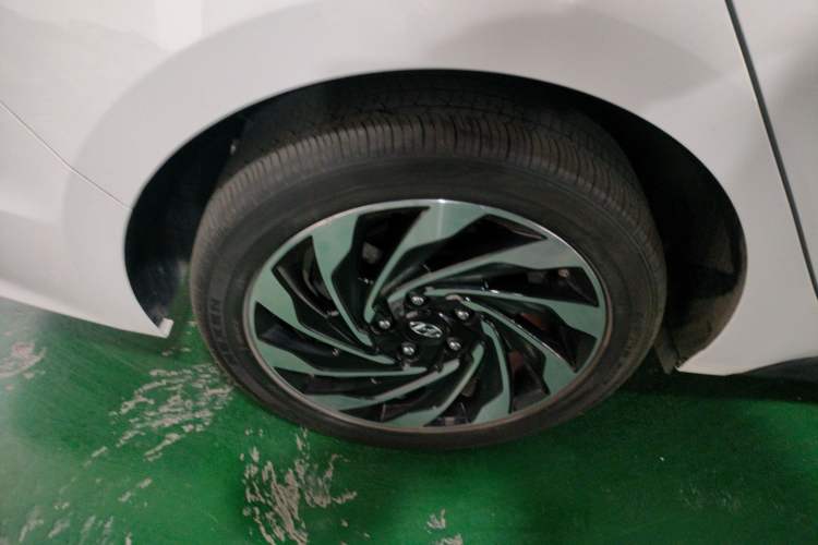 Used Hyundai Lafesta Electric 2020 DLX Enjoyment Edition Right Rear Wheel Hub