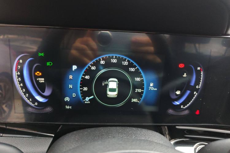 Used Hyundai Mistra 2021 1.8L CVT GLX Elite Edition Interior 4
