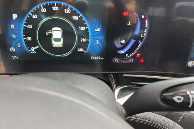 Used Hyundai Mistra 2021 1.8L CVT GLX Elite Edition Odometer Close Up