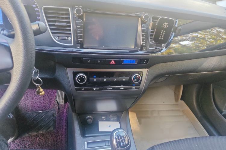 Used Hyundai Mistra 2014 1.8L Manual Comfort GL Model Audio And AC Panel