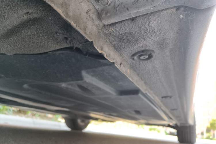 Used Hyundai Mistra 2014 1.8L Manual Comfort GL Model Chassis Front Left