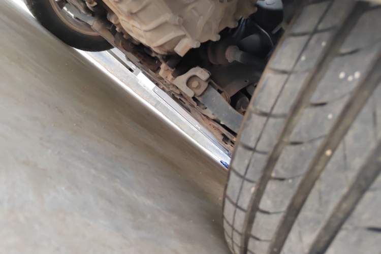 Used Hyundai Mistra 2014 1.8L Automatic Smart GLS Chassis Front Left