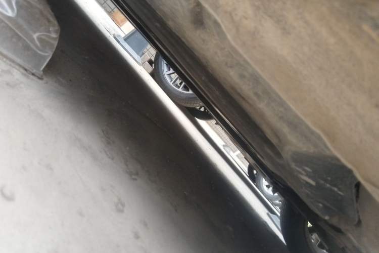 Used Hyundai Mistra 2014 1.8L Manual Comfort GL Model Chassis Front Right