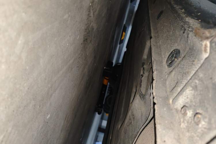 Used Hyundai Mistra 2014 1.8L Automatic Smart GLS Chassis Front Right