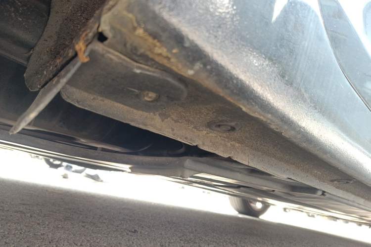 Used Hyundai Mistra 2014 1.8L Automatic Deluxe DLX Model Chassis Rear Right
