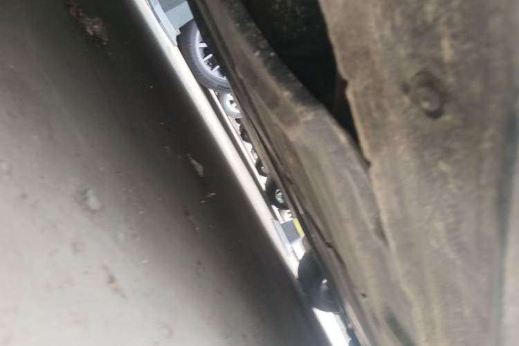 Used Hyundai Mistra 2014 1.8L Manual Comfort GL Model Chassis Rear Right