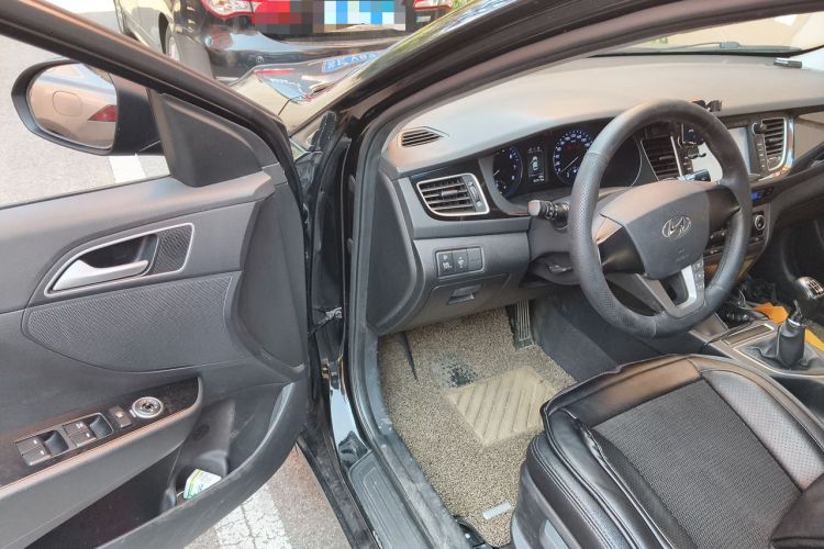 Used Hyundai Mistra 2014 1.8L Manual Comfort GL Model Driver Seat