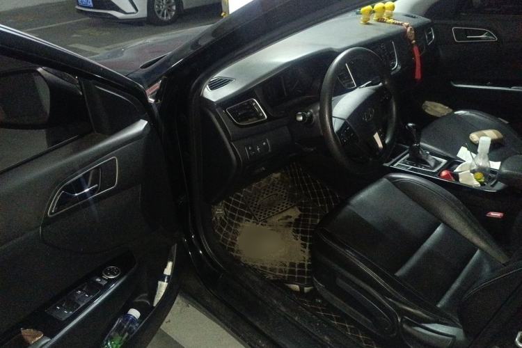 Used Hyundai Mistra 2014 1.8L Automatic Smart GLS Driver Seat