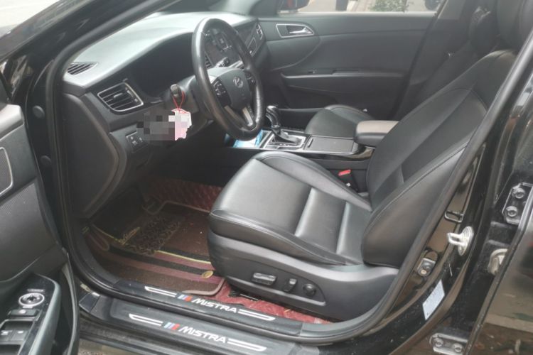 Used Hyundai Mistra 2014 1.8L Automatic Deluxe DLX Model Driver Seat