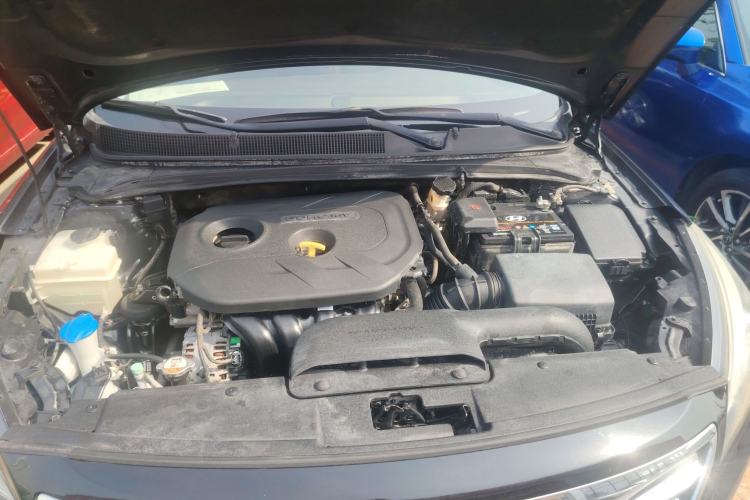Used Hyundai Mistra 2014 1.8L Automatic Deluxe DLX Model Engine Bay
