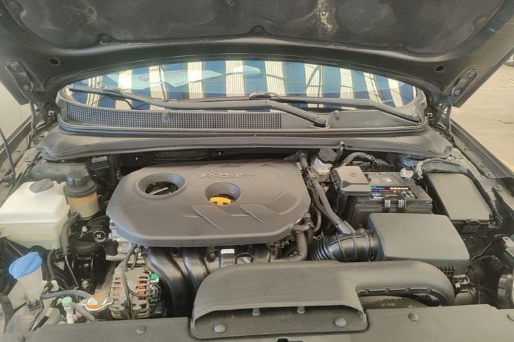 Used Hyundai Mistra 2014 1.8L Automatic Smart GLS Engine Bay