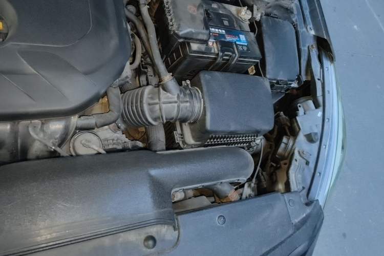 Used Hyundai Mistra 2014 1.8L Automatic Smart GLS Engine Bay Left