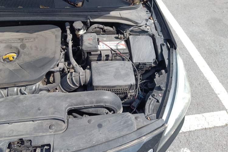 Used Hyundai Mistra 2014 1.8L Automatic Deluxe DLX Model Engine Bay Left