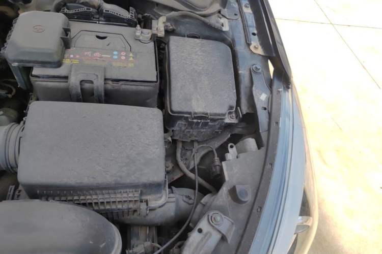 Used Hyundai Mistra 2014 1.8L Automatic Smart GLS Engine Bay Left