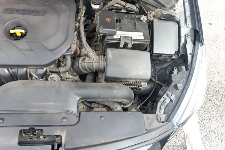 Used Hyundai Mistra 2014 1.8L Automatic Smart GLS Engine Bay Left