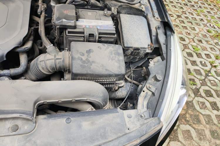 Used Hyundai Mistra 2014 1.8L Automatic Smart GLS Engine Bay Left