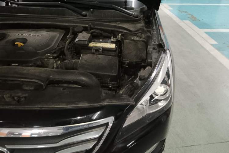 Used Hyundai Mistra 2014 1.8L Automatic Deluxe DLX Model Engine Bay Left