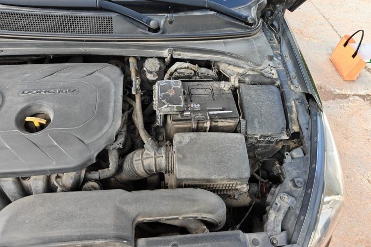 Used Hyundai Mistra 2014 1.8L Automatic Smart GLS Engine Bay Left