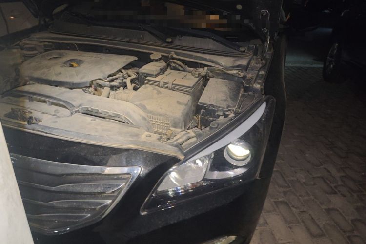 Used Hyundai Mistra 2014 1.8L Manual Comfort GL Model Engine Bay Left