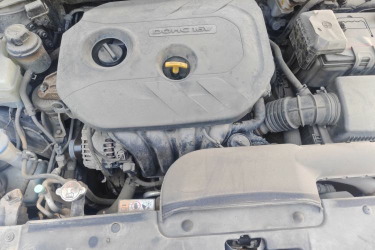 Used Hyundai Mistra 2014 1.8L Manual Comfort GL Model Engine Bay