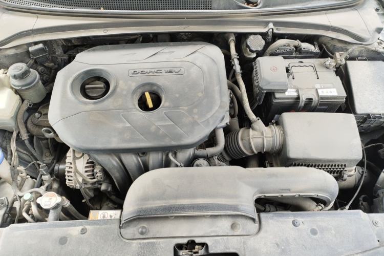 Used Hyundai Mistra 2014 1.8L Automatic Smart GLS Engine Bay