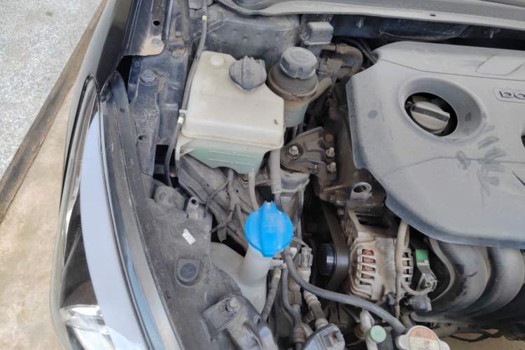 Used Hyundai Mistra 2014 1.8L Automatic Smart GLS Engine Bay Right