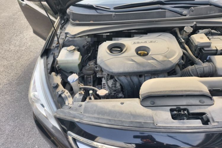 Used Hyundai Mistra 2014 1.8L Automatic Deluxe DLX Model Engine Bay Right